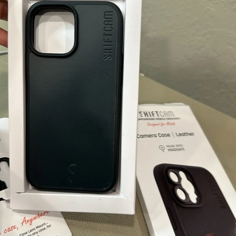 Siftcam Lens Ultra 16mm Wide Angle works w/all IPhones & Samsung G & Camera Case